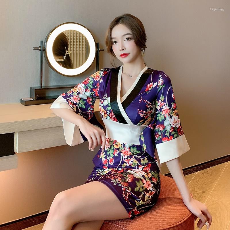 Ethnic Clothing Japanese Silk Robe Kimono Sexy Cosplay Costume Geisha Dress Japan Temptation Female Traditional Sleepwear Yukata Bathrobe
Ethnic Clothing Japanese Silk Robe Kimono Sexy Cosplay Costume Geisha Dress Japan Temptation Female Traditional Sleepwear Yukata Bathrobe