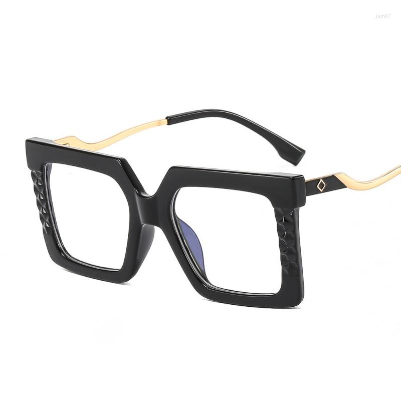 Sunglasses European And American Glasses Frame Anti-blue Light Fashion Trend Retro Box Metal Spring Leg TR90 Prescription
Sunglasses European And American Glasses Frame Anti-blue Light Fashion Trend Retro Box Metal Spring Leg TR90 Prescription