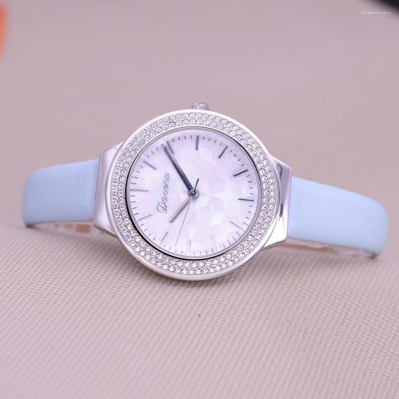 Wristwatches Davena Mother-of-pearl Luxury Lady Women's Watch Rhinestone Crystal Fashion Hours Bracelet Real Leather Girl Birthday Gift, Rose gold black
Wristwatches Davena Mother-of-pearl Luxury Lady Women's Watch Rhinestone Crystal Fashion Hours Bracelet Real Leather Girl Birthday Gift, Rose gold black