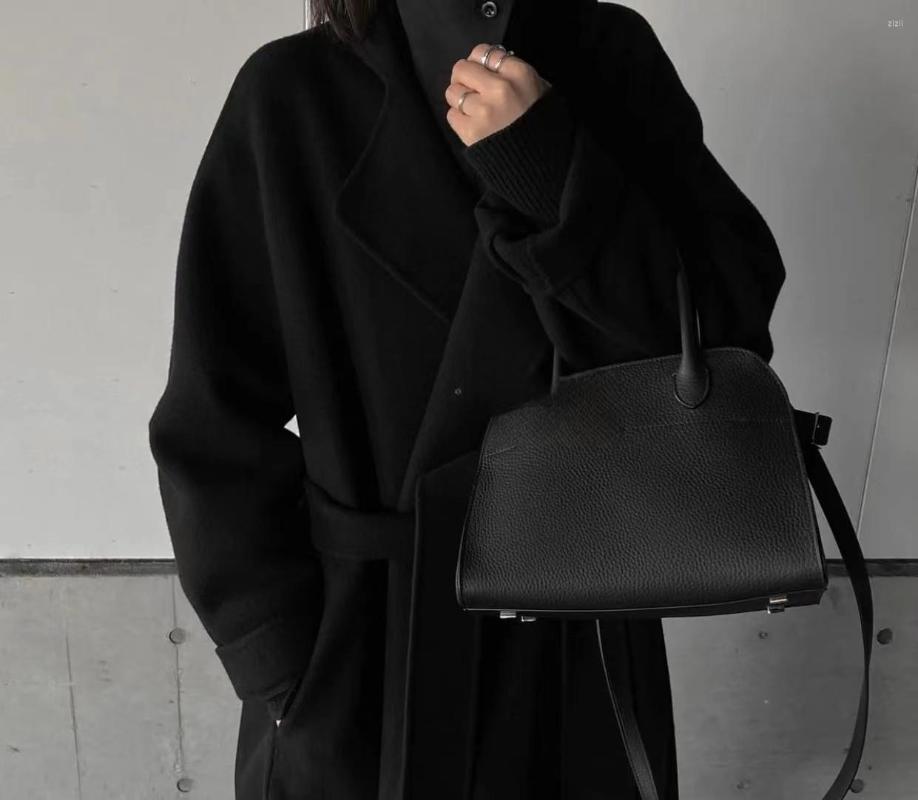 Evening Bags 2023 The Style Margaux 10 Smooth Leather Litchi Grain Suede Handbag Single Shoulder Bag Oblique Cross Package, Black suede
Evening Bags 2023 The Style Margaux 10 Smooth Leather Litchi Grain Suede Handbag Single Shoulder Bag Oblique Cross Package, Black suede