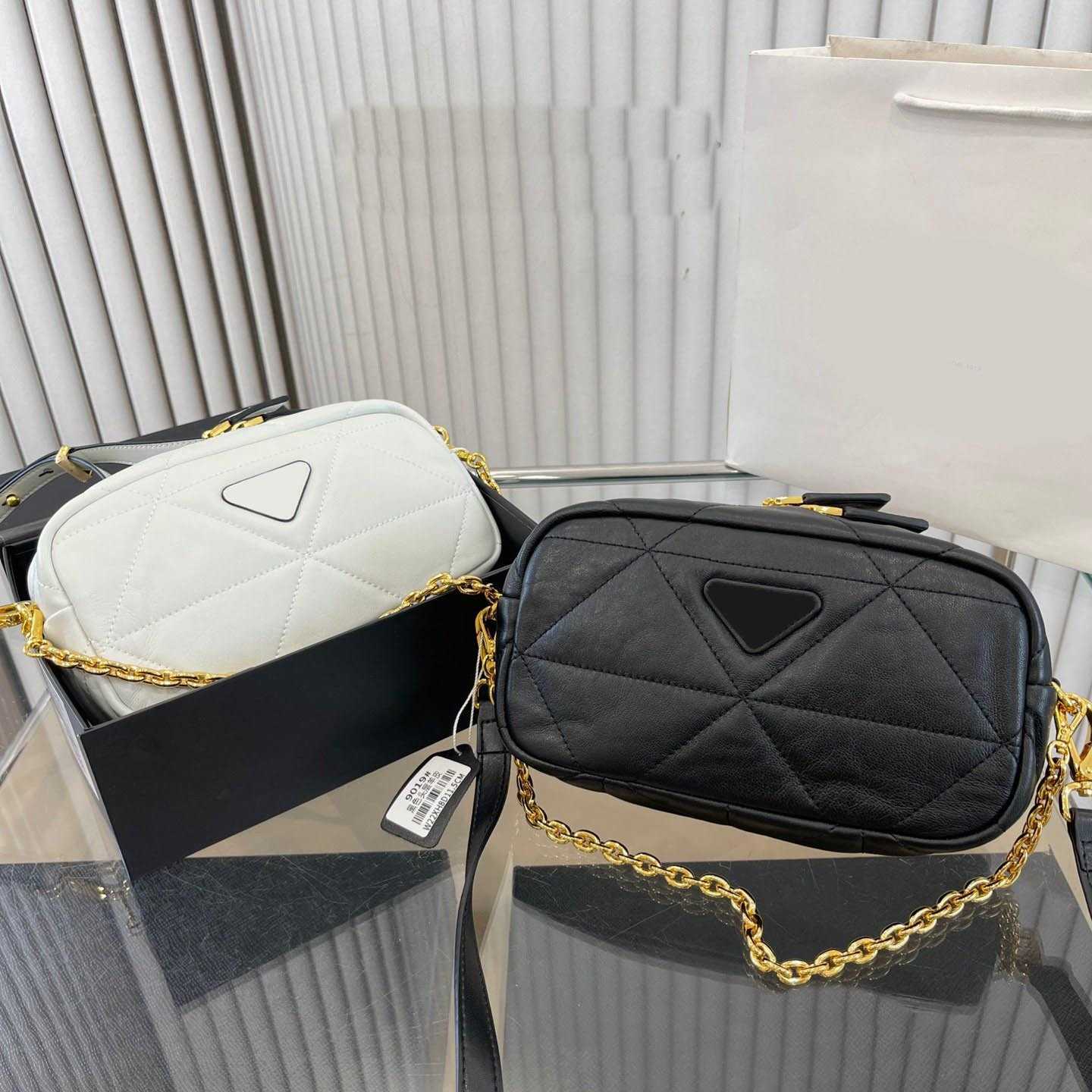 8 styles designer Bags 3 in 1 Tote Women camera bags Handbag Shoulder Luxury Brand Designer Crossbody Female Phone Purses 211224, Style 3--khaki--20cm
8 styles designer Bags 3 in 1 Tote Women camera bags Handbag Shoulder Luxury Brand Designer Crossbody Female Phone Purses 211224, Style 3--khaki--20cm