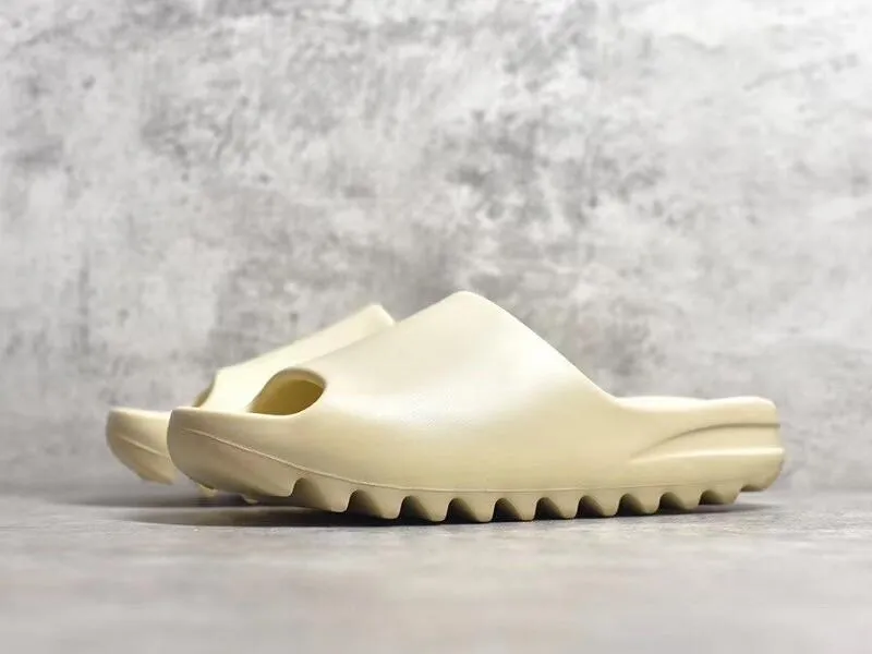 2023 New Comfort Women Bone Slipper Shoes Lightweight Man Earth Brown Desert Sand Slide Fashoin Resin Sandals Ship With Box
2023 New Comfort Women Bone Slipper Shoes Lightweight Man Earth Brown Desert Sand Slide Fashoin Resin Sandals Ship With Box
