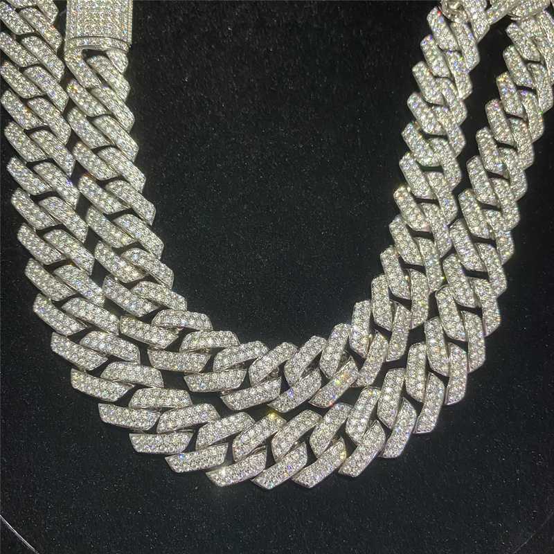 14mm Moissanite Fully Iced Out Diamond Chain Necklace 925 Sterling Silver Bracelet Hip Hop Jewelry Miami Cuban Link Chain 
14mm Moissanite Fully Iced Out Diamond Chain Necklace 925 Sterling Silver Bracelet Hip Hop Jewelry Miami Cuban Link Chain
