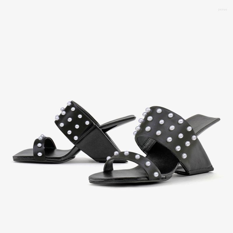 Slippers Summer Internal Celebrity Fashion Strange Heels Peep Toe Bling Pearl Cut Out Genuine Leather Women Gladiator 2303, Silver
Slippers Summer Internal Celebrity Fashion Strange Heels Peep Toe Bling Pearl Cut Out Genuine Leather Women Gladiator 2303, Silver