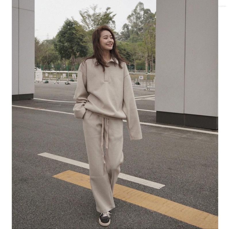 Women' Two Piece Pants Fall/Winter Loose Pullover Sweatshirts Elastic Waist Casual Sweatpants 2 Sets Womens Outfits, Beige pants
Women' Two Piece Pants Fall/Winter Loose Pullover Sweatshirts Elastic Waist Casual Sweatpants 2 Sets Womens Outfits, Beige pants
