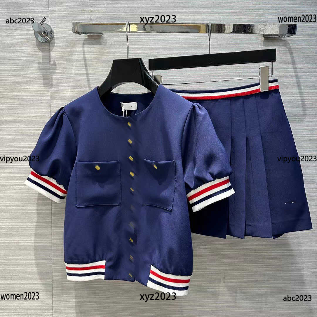 womens designer clothing lady Two piece dress Size S- Single breasted elastic cuffs jacket and pleated skirt new arrival May06, #2
womens designer clothing lady Two piece dress Size S- Single breasted elastic cuffs jacket and pleated skirt new arrival May06, #2
