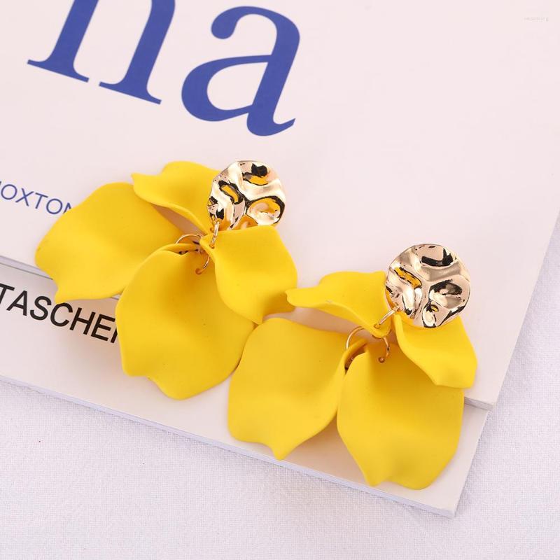 Backs Earrings Korean Acrylic Rose Petals Flower Clip For Women Trend Luxury Design Wedding Party Non-Piercing Jewelry
Backs Earrings Korean Acrylic Rose Petals Flower Clip For Women Trend Luxury Design Wedding Party Non-Piercing Jewelry