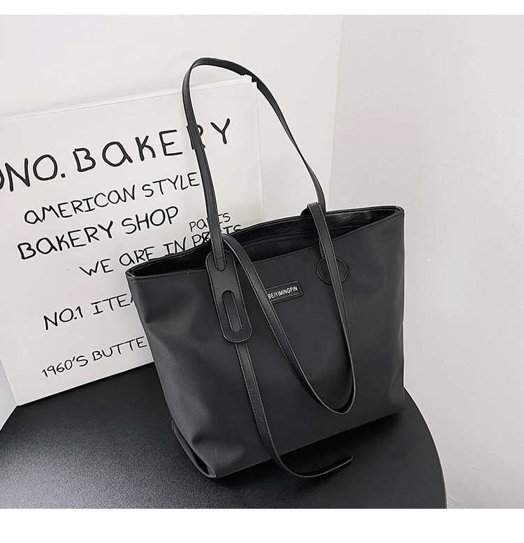 Waterproof nylon Butot bag women's casual women's bag 2023 new large capacity hand bill of lading shoulder large bag