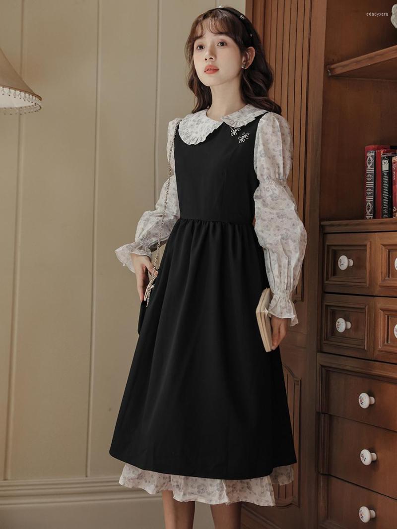Casual Dresses French Retro Princess Dress Girl Splicing Fake Two Piece Set Long-sleeved Doll Collar Female Spring/Autumn Black Vestidos
Casual Dresses French Retro Princess Dress Girl Splicing Fake Two Piece Set Long-sleeved Doll Collar Female Spring/Autumn Black Vestidos
