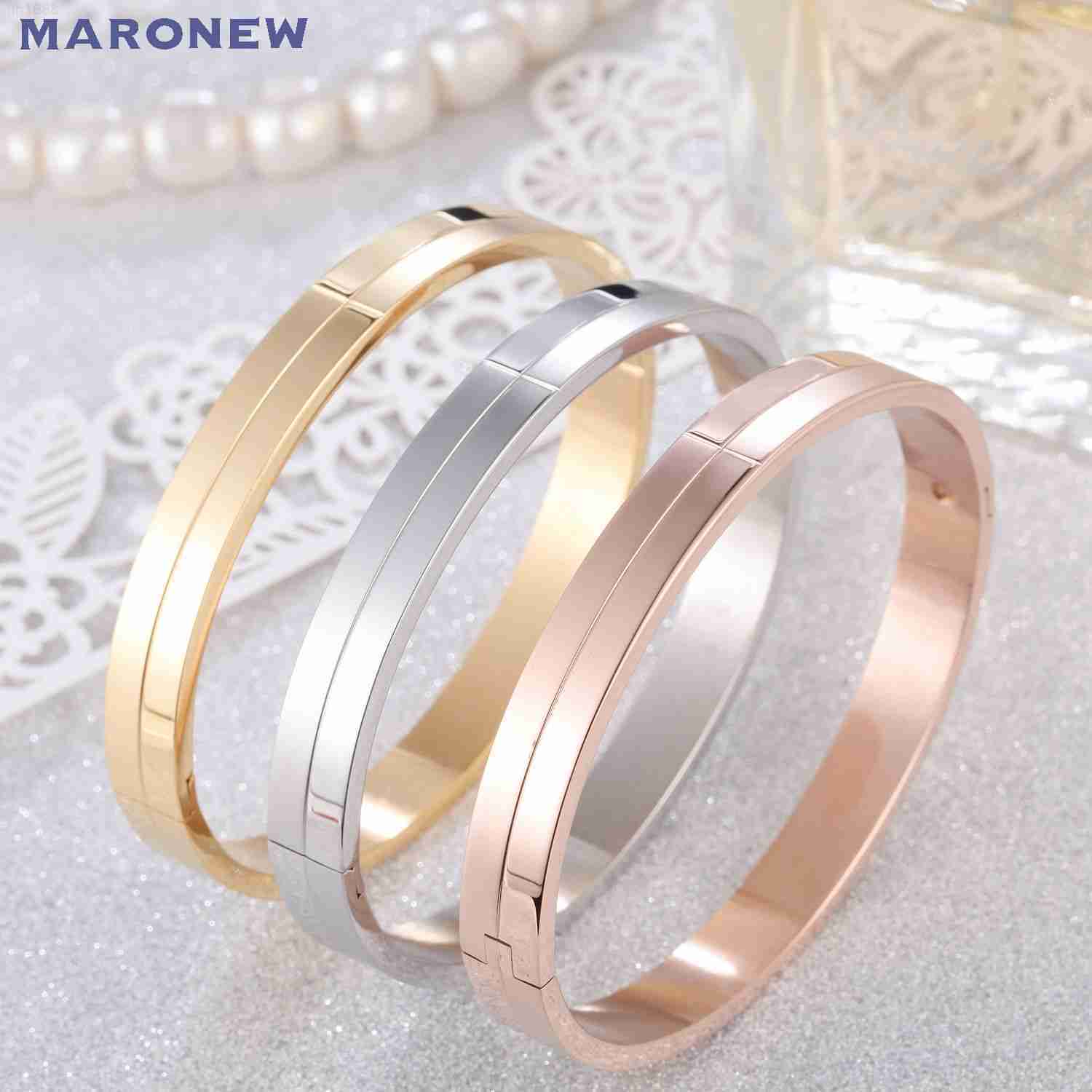 Maronew 18k Gold Plated Rose Gold Plated Silver Classic Cuff Jewelry Stainless Steel High Polished Women Splice Bangle Bracelet
Maronew 18k Gold Plated Rose Gold Plated Silver Classic Cuff Jewelry Stainless Steel High Polished Women Splice Bangle Bracelet