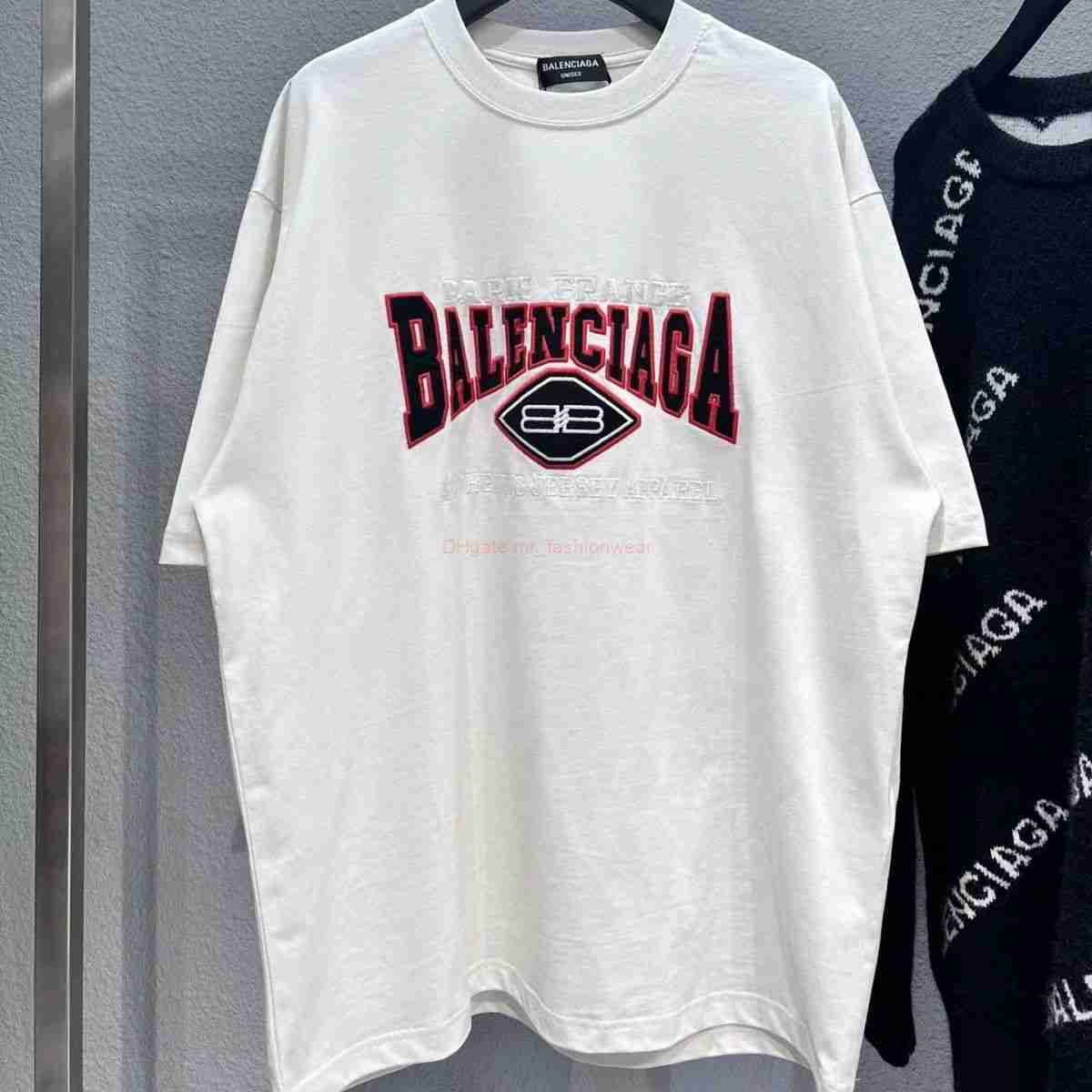 Designer Fashion Clothing French Paris BB Luxury TShirt Tees Original Paris Springsummer New Paris Chest Embroidery Letter Loose Short Sleeve Tshirt Unisex Casual, Black
Designer Fashion Clothing French Paris BB Luxury TShirt Tees Original Paris Springsummer New Paris Chest Embroidery Letter Loose Short Sleeve Tshirt Unisex Casual, Black