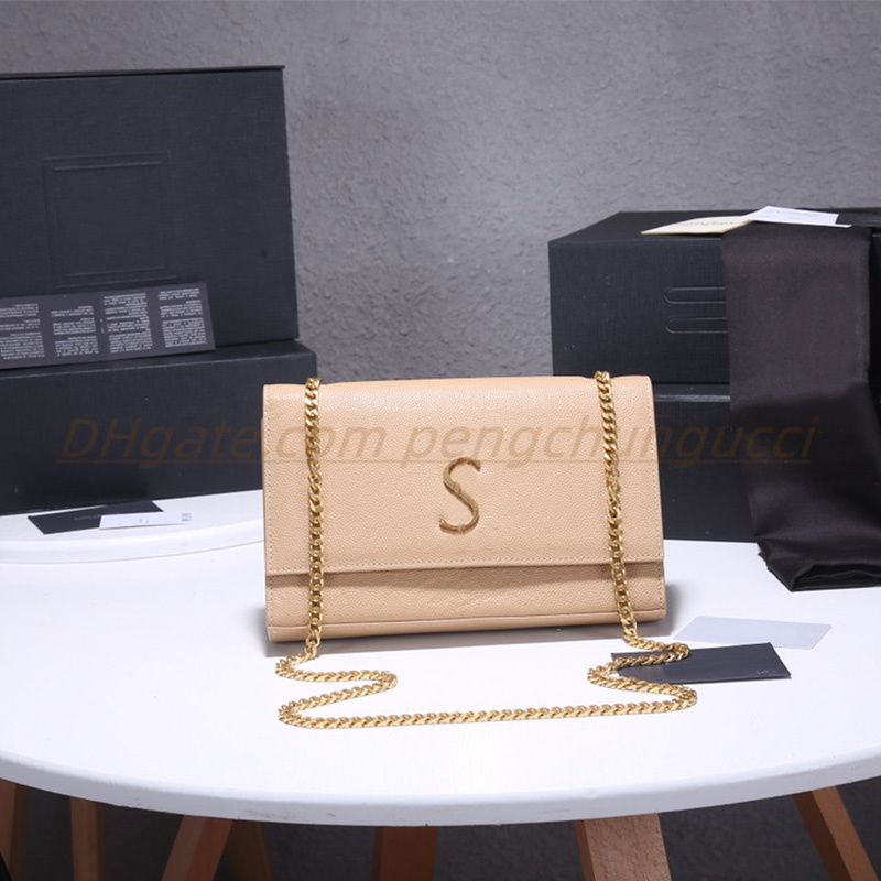 Fashion style Women Handbags Top quality genuine leather Chain Bag Luxury designer Shoulder Bags Solid color Cross body Bags clutch totes hobo purses wallet, Red ball pattern gold buckle
Fashion style Women Handbags Top quality genuine leather Chain Bag Luxury designer Shoulder Bags Solid color Cross body Bags clutch totes hobo purses wallet, Red ball pattern gold buckle