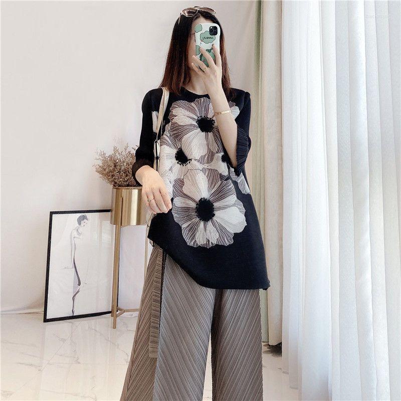 Women's T Shirts VANOVICH Temperament Folding Women's Spring 2023 Loose Slim Fashion Print Top Pullover O-neck Flare Sleeve Casual, Black
Women's T Shirts VANOVICH Temperament Folding Women's Spring 2023 Loose Slim Fashion Print Top Pullover O-neck Flare Sleeve Casual, Black