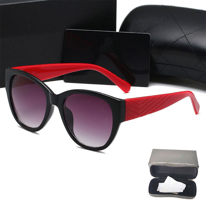 High Quality beach Womans Sunglasses Luxury vintage Mens Sun glasses net red same glasses Brand men Designer eyeglass Gradient women spectacles 5142 Sun glasses
High Quality beach Womans Sunglasses Luxury vintage Mens Sun glasses net red same glasses Brand men Designer eyeglass Gradient women spectacles 5142 Sun glasses