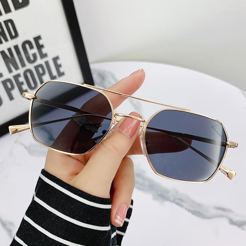 Sunglasses Small Frame Square For Women Trendy Brand Designer Sun Glasses Men Vintage Ocean Lenses Shading UV400
Sunglasses Small Frame Square For Women Trendy Brand Designer Sun Glasses Men Vintage Ocean Lenses Shading UV400