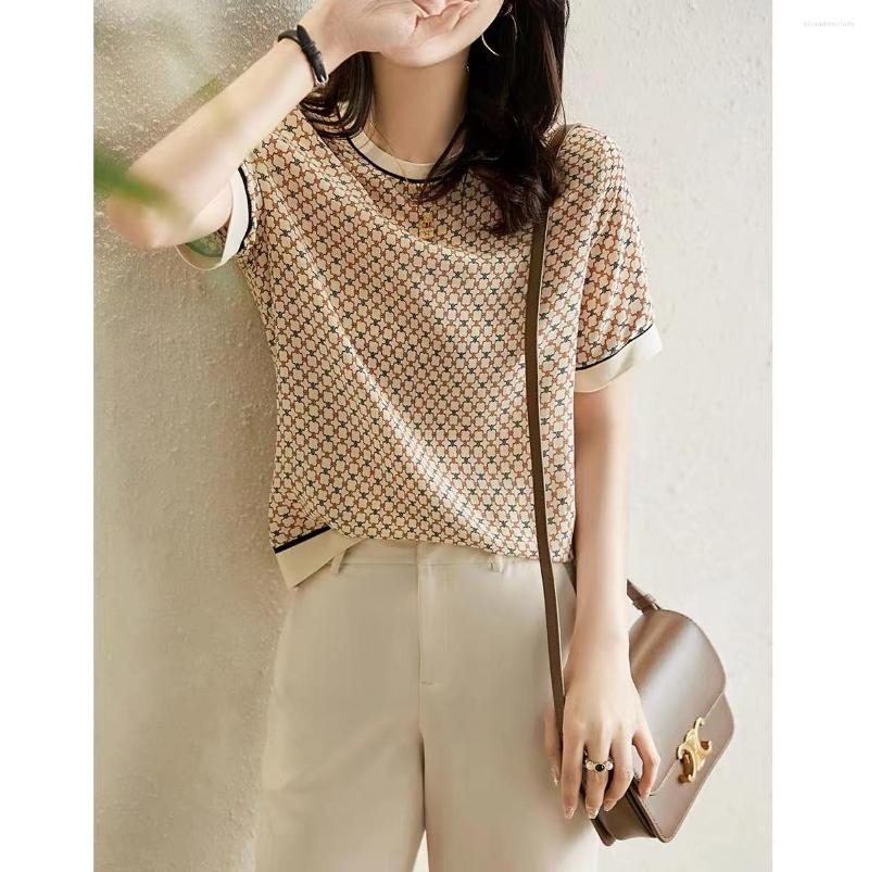Women's Blouses 23 Spring And Summer Ice Silk Short-Sleeved Women's Pullover Crew Neck Printed Fashion Western Style Half-Sleeved Top, Beige
Women's Blouses 23 Spring And Summer Ice Silk Short-Sleeved Women's Pullover Crew Neck Printed Fashion Western Style Half-Sleeved Top, Beige