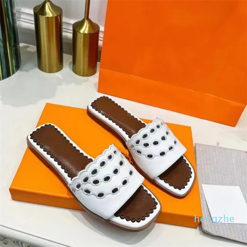 Designer Classic Women's Sandals Slippers Fashion Trends Rubber Sole Wide Slide Hook and Fasteners Leather
Designer Classic Women's Sandals Slippers Fashion Trends Rubber Sole Wide Slide Hook and Fasteners Leather