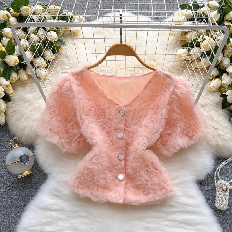 Women's Blouses French Sweet Mesh Floral Design Sense Niche V-neck Single-breasted Short Paragraph With A Hundred Tops, Pink
Women's Blouses French Sweet Mesh Floral Design Sense Niche V-neck Single-breasted Short Paragraph With A Hundred Tops, Pink