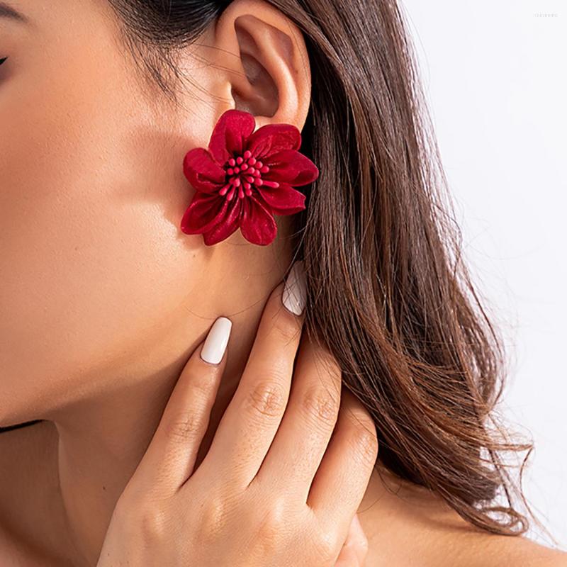 Stud Earrings Charms Large Lace Flower For Women Trendy Big Wedding Fabric 2023 Fashion Jewelry Accessories Ladies Gift
Stud Earrings Charms Large Lace Flower For Women Trendy Big Wedding Fabric 2023 Fashion Jewelry Accessories Ladies Gift