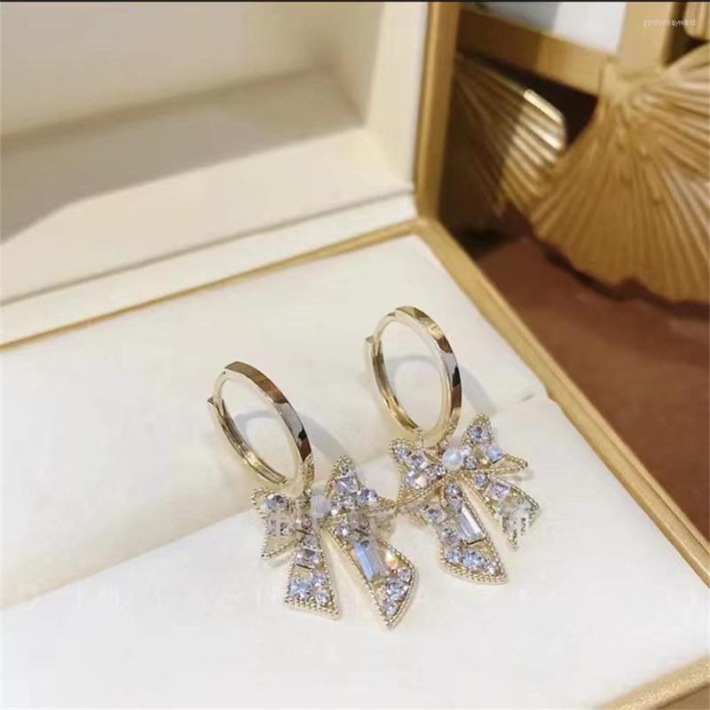 Dangle Earrings Fashion 925 Silver Needle Crystal Drop With Sweet Cute Bow Temperament Women Gold Color Trendy Jewelry Gift
Dangle Earrings Fashion 925 Silver Needle Crystal Drop With Sweet Cute Bow Temperament Women Gold Color Trendy Jewelry Gift