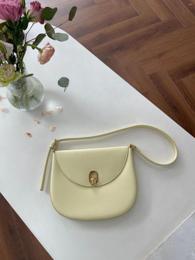 Evening Bags FIRMRANCH Elegant Advanced Feeling Retro Genuine Leather One Shoulder Underarm Simple Design Versatile Women's, White
Evening Bags FIRMRANCH Elegant Advanced Feeling Retro Genuine Leather One Shoulder Underarm Simple Design Versatile Women's, White