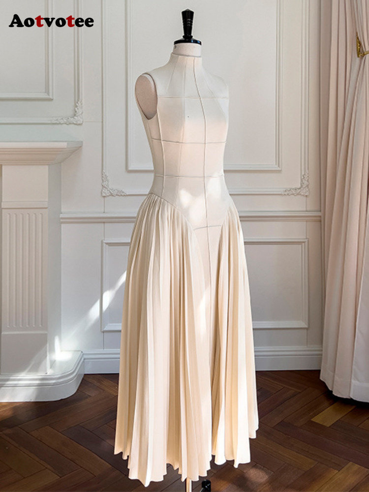 Casual Dresses Aotvotee Sleeveless for Women 2023 Fashion Elegant Solid Pleated Midi Vintage Elastic Waist Y2k 230512, Beige
Casual Dresses Aotvotee Sleeveless for Women 2023 Fashion Elegant Solid Pleated Midi Vintage Elastic Waist Y2k 230512, Beige