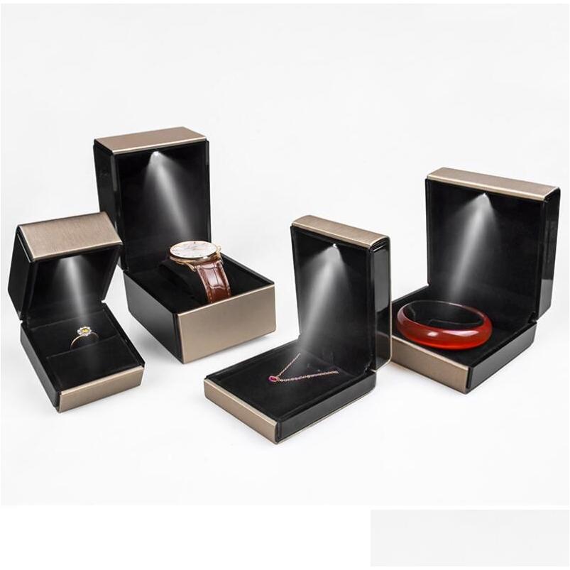 Jewelry Boxes Creative Led Engagement Ring Pendant Custom Elegant Lighted Rings Storage Box Display Gift Packing Showcase Wholesale Dhy0O
Jewelry Boxes Creative Led Engagement Ring Pendant Custom Elegant Lighted Rings Storage Box Display Gift Packing Showcase Wholesale Dhy0O