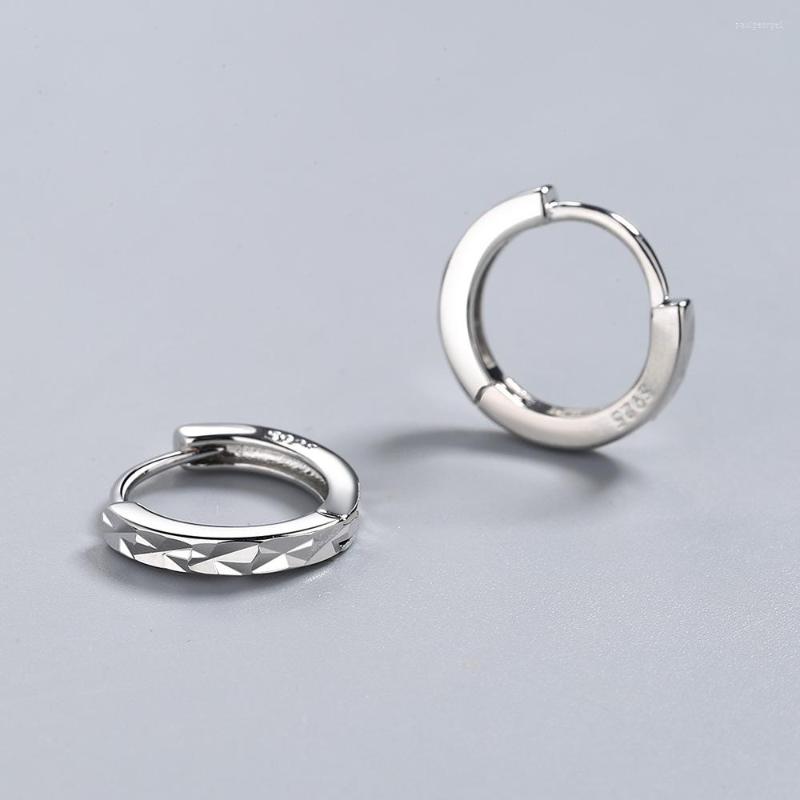 Hoop Earrings Minimalist Small Earring Jewelry Simple Smooth Surface Round For Couple Unisex Accessory
Hoop Earrings Minimalist Small Earring Jewelry Simple Smooth Surface Round For Couple Unisex Accessory