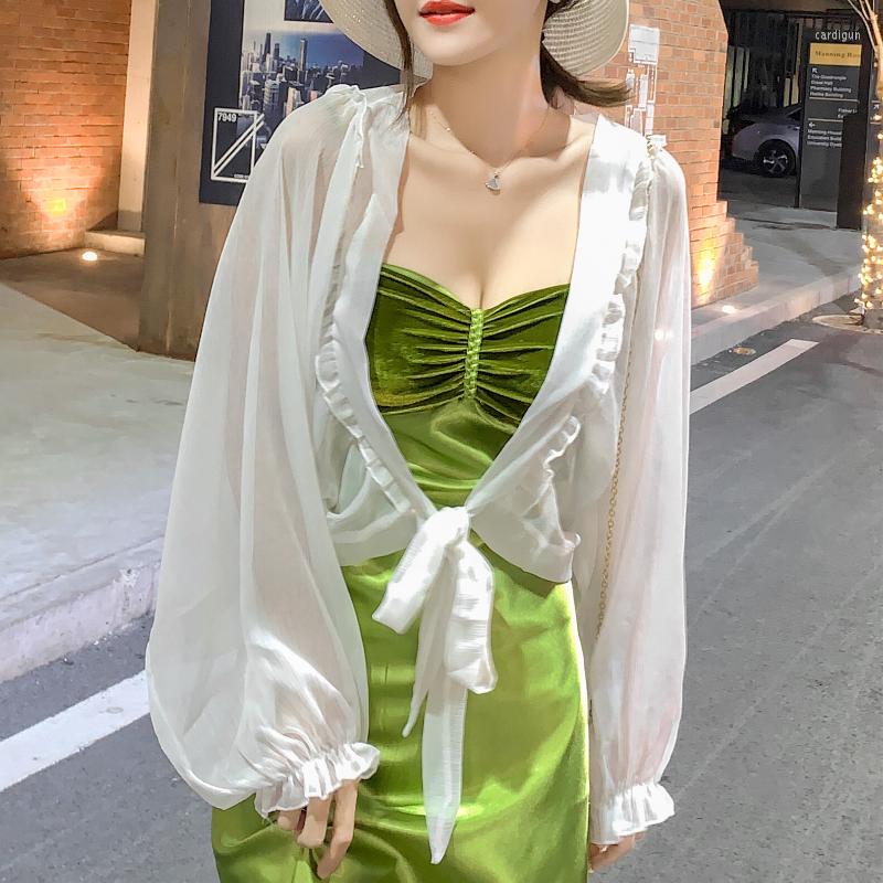 Women's Blouses Sunscreen Clothes Women Shawl 2023 Summer Korean Loose Chiffon Cardigan Femme Fashion Long-sleeve Solid Color Short Tops, White
Women's Blouses Sunscreen Clothes Women Shawl 2023 Summer Korean Loose Chiffon Cardigan Femme Fashion Long-sleeve Solid Color Short Tops, White