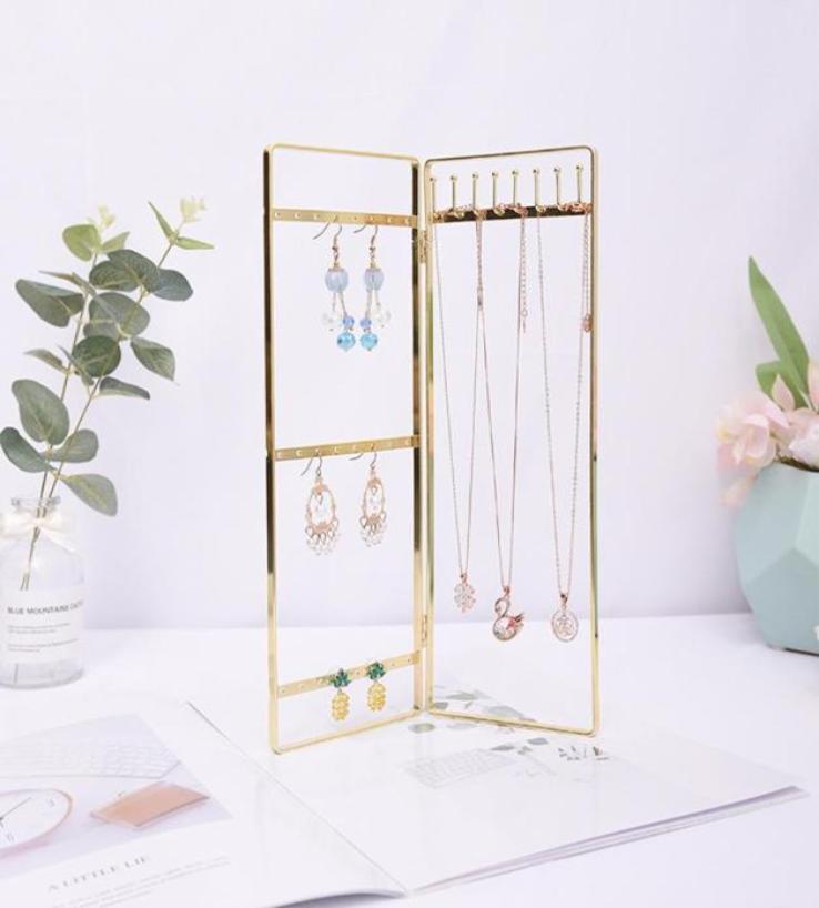 Jewelry Pouches Bags Elegant Display Rack Stand Holder For Necklace Earrings Bracelets Simple North Europe Style Home Supplies9311246
Jewelry Pouches Bags Elegant Display Rack Stand Holder For Necklace Earrings Bracelets Simple North Europe Style Home Supplies9311246
