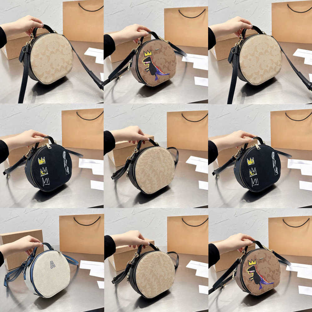 Nxy Evening Bags New Crossbody bag Coabag Designer Classic Round Cake Buns Women Shoulder Tote Bag Leather Handbag Lady Messenger Purse 221019, Coac-1
Nxy Evening Bags New Crossbody bag Coabag Designer Classic Round Cake Buns Women Shoulder Tote Bag Leather Handbag Lady Messenger Purse 221019, Coac-1