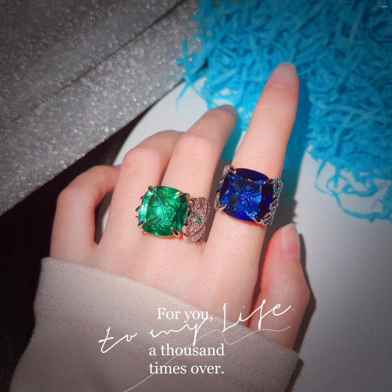 Cluster Rings High-Definition Royal Blue-Green Paraiba Ring Female Fashion Jewelry Emerald Fertilizer Square Treasure Opening Party Gift
Cluster Rings High-Definition Royal Blue-Green Paraiba Ring Female Fashion Jewelry Emerald Fertilizer Square Treasure Opening Party Gift