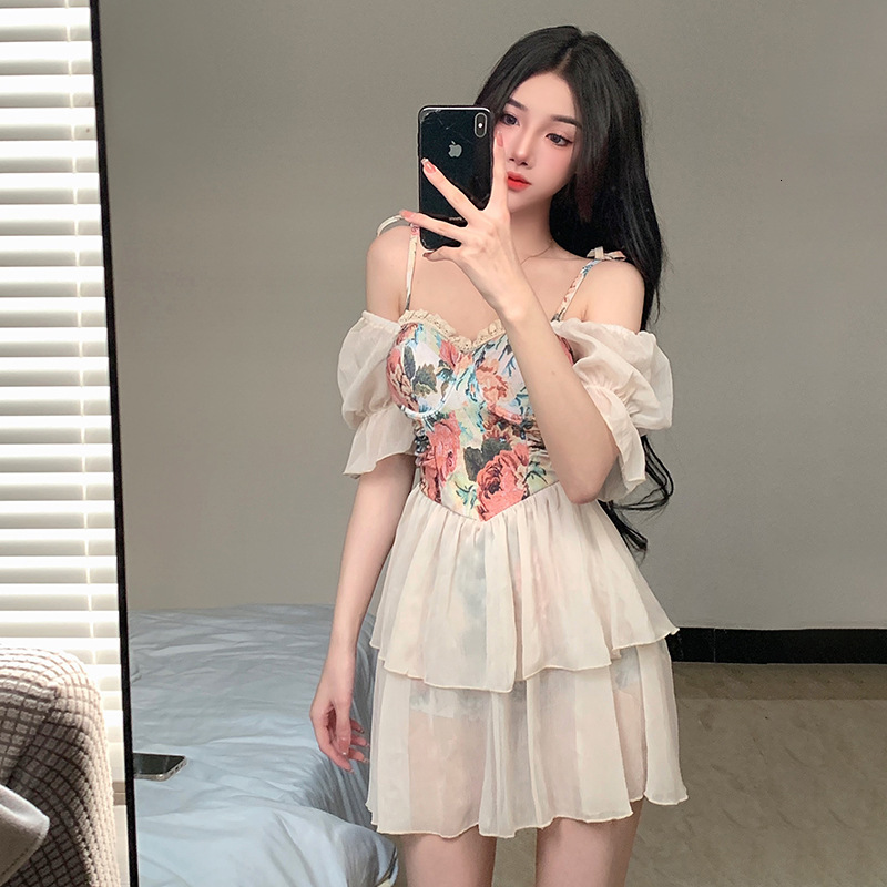 Women' Swimwear Swimsuit Onepiece Skirt Sexy Backless Korea Ins Wind Cover Belly Slimming Shoulder Bubble Spring 230512, White 
Women' Swimwear Swimsuit Onepiece Skirt Sexy Backless Korea Ins Wind Cover Belly Slimming Shoulder Bubble Spring 230512, White