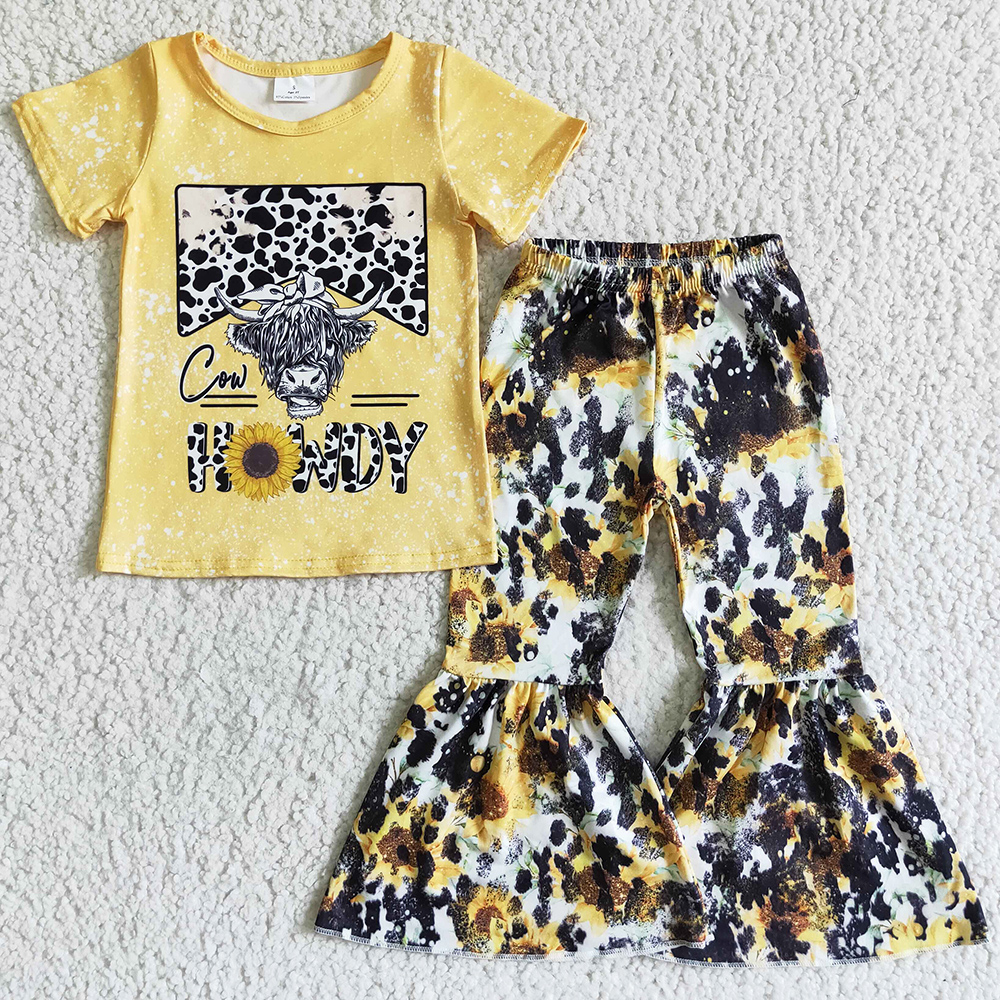 New Kids Designer Clothes Girls Bell Pants Sets Cow Print Cute Baby Girl Clothing Short Sleeve Western Outfits Fashion Children Outfit, As picture
New Kids Designer Clothes Girls Bell Pants Sets Cow Print Cute Baby Girl Clothing Short Sleeve Western Outfits Fashion Children Outfit, As picture