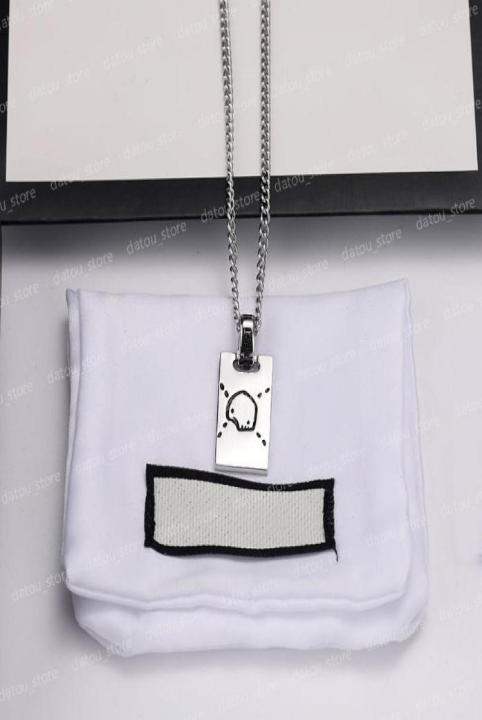 Men Luxury Designer Jewelry Womens Designers Necklace Skull Pattern Chains Pendent Mens Ghost Necklaces Party Accessories Silver N7762574
Men Luxury Designer Jewelry Womens Designers Necklace Skull Pattern Chains Pendent Mens Ghost Necklaces Party Accessories Silver N7762574