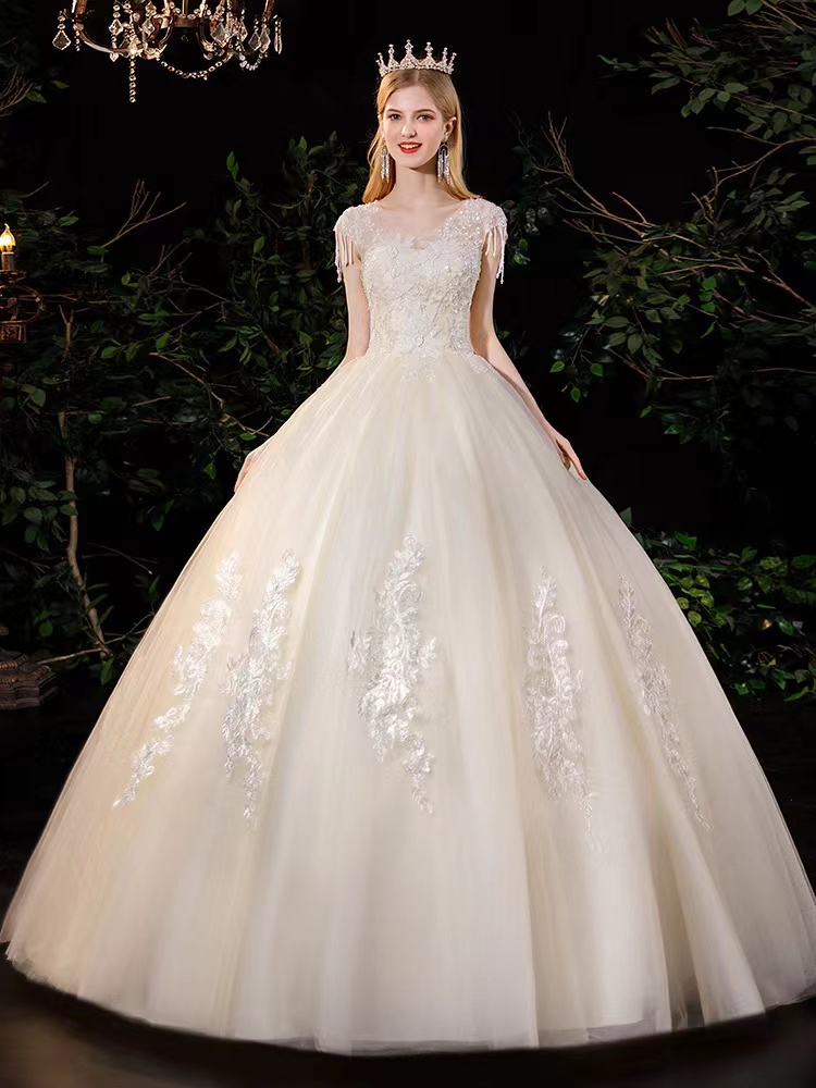 Wedding Dress Bridal Gowns Sheer Long lace appliques V Neck Embellished Lace Embroidered Romantic Princess beaded A Line Beach Vestidos De Novia 2023, Same as image
Wedding Dress Bridal Gowns Sheer Long lace appliques V Neck Embellished Lace Embroidered Romantic Princess beaded A Line Beach Vestidos De Novia 2023, Same as image