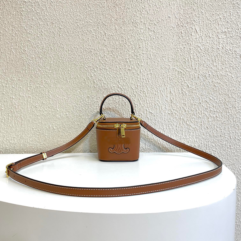 Fashion luxurys designer bag leather handbag mini tote box bag triomphe arch armpit bag exclusive edition lovely adjustable women's shoulder crossbody bags, Pink
Fashion luxurys designer bag leather handbag mini tote box bag triomphe arch armpit bag exclusive edition lovely adjustable women's shoulder crossbody bags, Pink