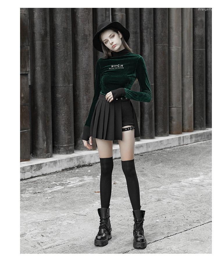 Skirts Spring Autumn Gothic Punk Harajuku Women Shorts Casual Cool Chic Preppy Style Black Red Plaid Pleate Skirt Female
Skirts Spring Autumn Gothic Punk Harajuku Women Shorts Casual Cool Chic Preppy Style Black Red Plaid Pleate Skirt Female