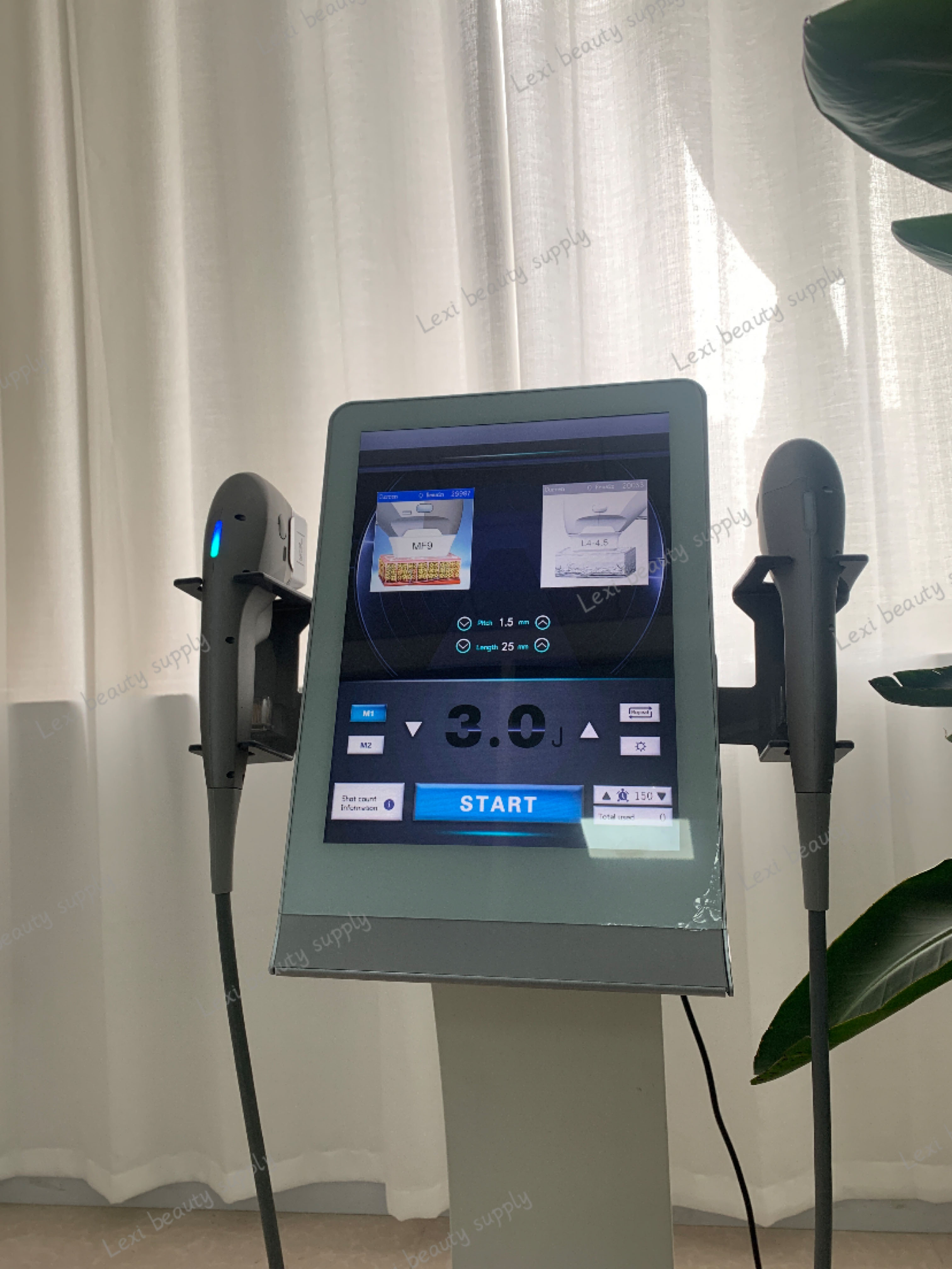 7D Hifu Machine Ultrasound Therapy Machine Skin Tightening Anti Wrinkle Face Neck Lift Body Slimming Salon Beauty Equipment 7 Cartridges Double Handles
7D Hifu Machine Ultrasound Therapy Machine Skin Tightening Anti Wrinkle Face Neck Lift Body Slimming Salon Beauty Equipment 7 Cartridges Double Handles