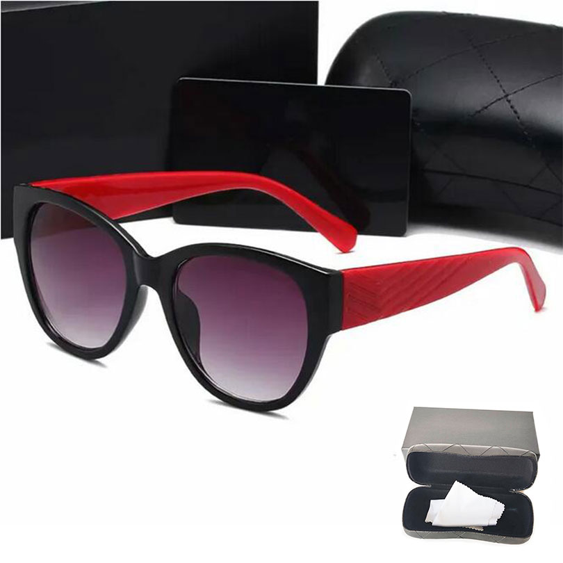 High Quality beach Womans Sunglasses Luxury vintage Mens Sun glasses net red same glasses Brand men Designer eyeglass Gradient women spectacles 5142 Sun glasses
High Quality beach Womans Sunglasses Luxury vintage Mens Sun glasses net red same glasses Brand men Designer eyeglass Gradient women spectacles 5142 Sun glasses