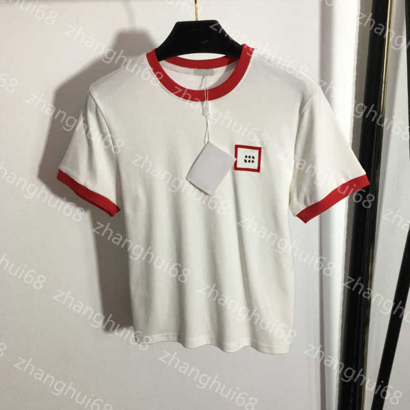 23ss tee t shirt womens designer clothing Womens T-Shirt Round neck Pure cotton Monogram short sleeved T-shirt on the chest High quality womens clothes a1
23ss tee t shirt womens designer clothing Womens T-Shirt Round neck Pure cotton Monogram short sleeved T-shirt on the chest High quality womens clothes a1