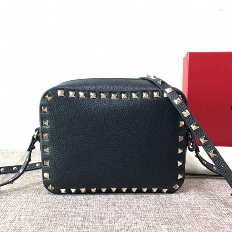 Evening Bags Designer Camera Bag Large Rivet Rhombus One Shoulder Messenger Small Square Chain Handbag Woman's Tote, Beige
Evening Bags Designer Camera Bag Large Rivet Rhombus One Shoulder Messenger Small Square Chain Handbag Woman's Tote, Beige