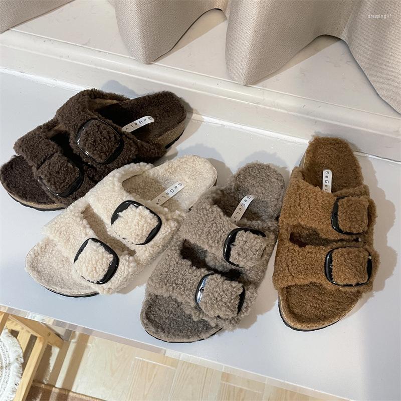 Slippers Casual Female Shoes Low Slides Luxury 2023 Flat Rome PU Fabric Hoof Heels Basic Slipers Women
Slippers Casual Female Shoes Low Slides Luxury 2023 Flat Rome PU Fabric Hoof Heels Basic Slipers Women