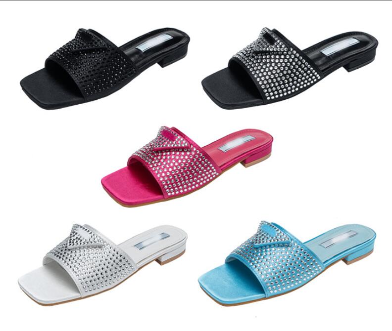 Designer P Letter Slippers Luxury Rhinestone Triangle Low Heel Slippers Women's Shining Crystal Outwear Sandals Slides Thick Heel Women's Slippers, 06
Designer P Letter Slippers Luxury Rhinestone Triangle Low Heel Slippers Women's Shining Crystal Outwear Sandals Slides Thick Heel Women's Slippers, 06