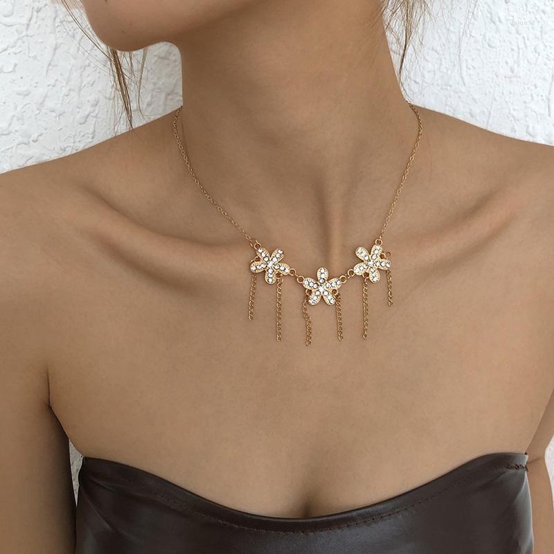 Pendant Necklaces Women Fashion Crystal Flower Necklace Sweet Tassel Charm Clavicle Chain Stainless Steel Fine Choker Girl Banquet Jewelry
Pendant Necklaces Women Fashion Crystal Flower Necklace Sweet Tassel Charm Clavicle Chain Stainless Steel Fine Choker Girl Banquet Jewelry