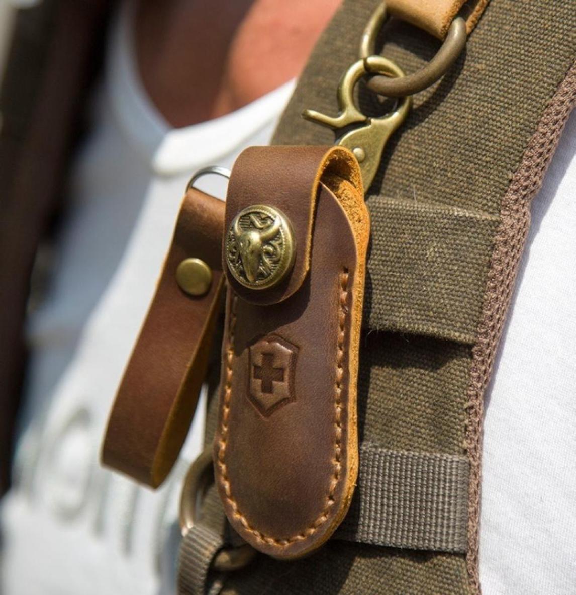 Handstitched Knife Case Crazy Horse Leather Cover Scabbard for Swiss Army Knife 2207128448699
Handstitched Knife Case Crazy Horse Leather Cover Scabbard for Swiss Army Knife 2207128448699