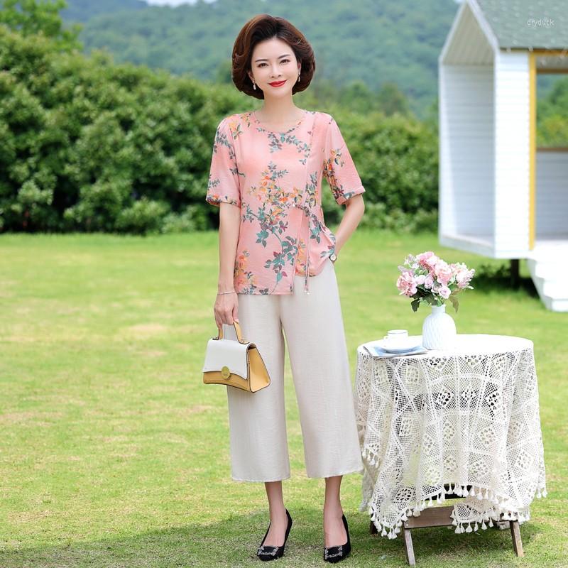 Women's Tracksuits 2023 Fashion Printed Two Piece Set Women Short Sleeve Trousers Suit Female Middle Aged Mother Pantsuits, Green
Women's Tracksuits 2023 Fashion Printed Two Piece Set Women Short Sleeve Trousers Suit Female Middle Aged Mother Pantsuits, Green