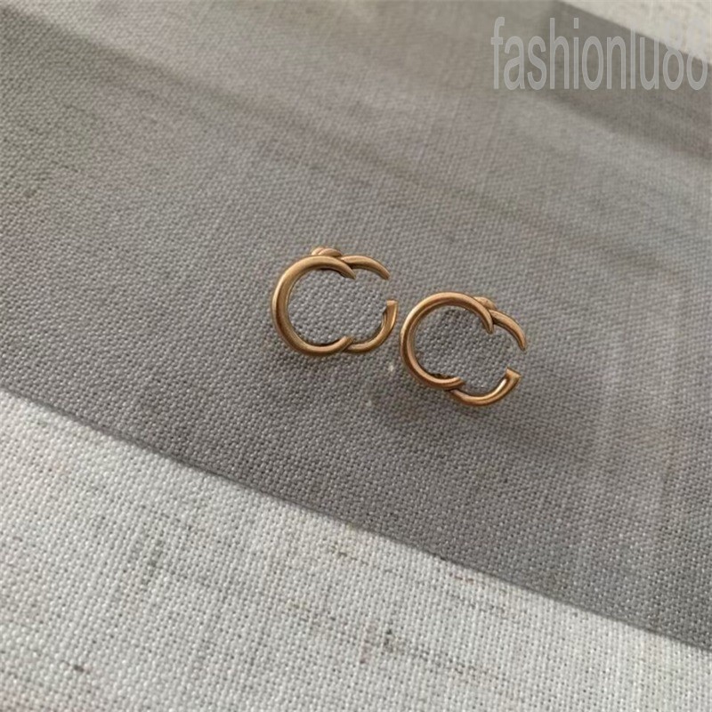 Designer jewelry stud earings classics double letter luxury g earrings women ohrringe mother s day street silvery plated fashion accessory earring lucky ZB016 C23
Designer jewelry stud earings classics double letter luxury g earrings women ohrringe mother s day street silvery plated fashion accessory earring lucky ZB016 C23