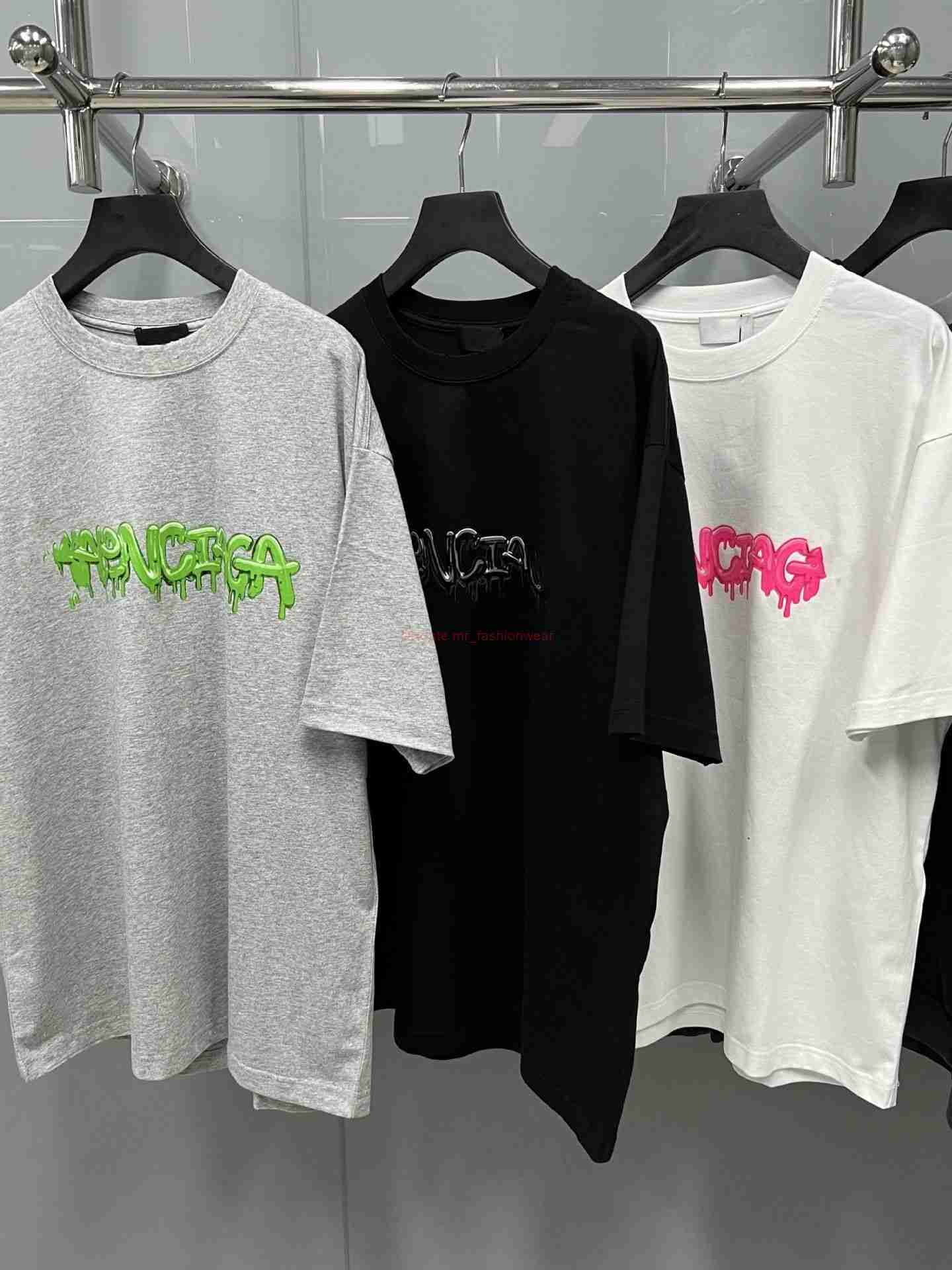Designer Fashion Clothing French Paris BB Luxury TShirt Tees b Family High Edition Paris Authentic Graffiti Short Sleeve Loose Short Sleeve Short Sleeve Tshirt Unis, Black
Designer Fashion Clothing French Paris BB Luxury TShirt Tees b Family High Edition Paris Authentic Graffiti Short Sleeve Loose Short Sleeve Short Sleeve Tshirt Unis, Black