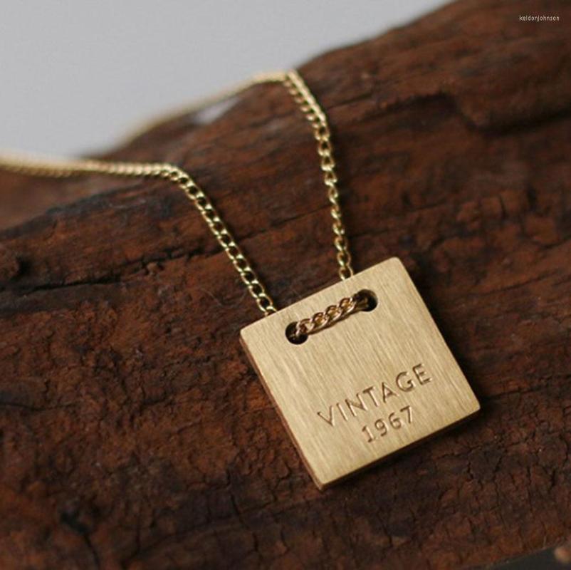 Pendant Necklaces Est Antique English Matte Brushed Titanium Steel Necklace Women Jewelry Bodychains For Letter Wholesale Bulk
Pendant Necklaces Est Antique English Matte Brushed Titanium Steel Necklace Women Jewelry Bodychains For Letter Wholesale Bulk